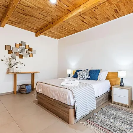Holiday home Salicos House - - Benagil